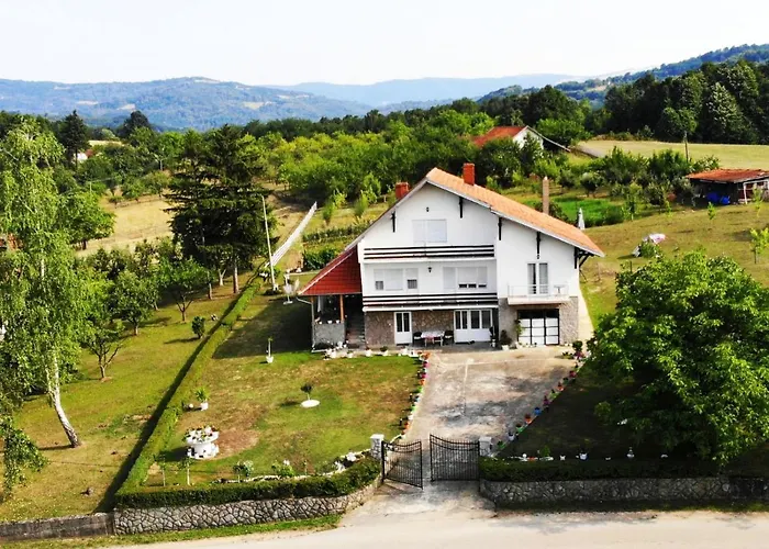 Odmor Na Selu Babajic